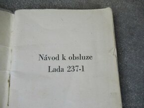 šijací stroj Lada 237 - 1 šliapací v skrinke na kolieskach - 6