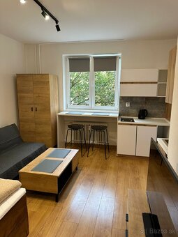 Krátkodobý Prenájom-Apartmán v BB od 3 hod. - 6