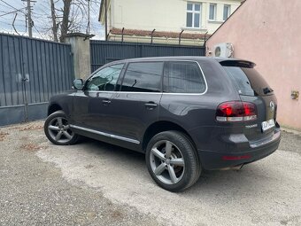 Volkswagen Touareg 3.0 tdi - 6