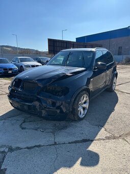 Rozpredam bmw x5 e70 3.0SD 210kw - 6