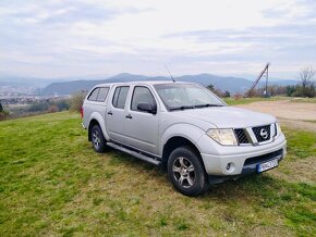 Nissan Navara D40 2,5 dCi Double Cab - 6