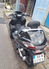 Piaggio MP3 400LT - 6