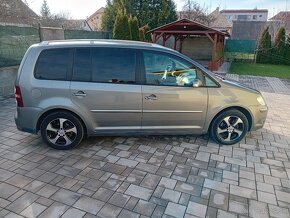 Volkswagen Touran 1,9Tdi Highline - 6