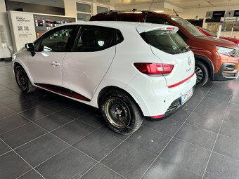 Renault Clio - 6