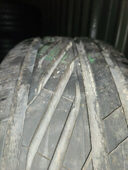 235/55 R17 99V Uniroyal Rain Sport 5 - 6