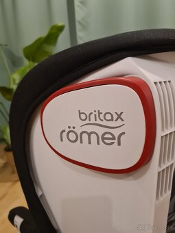 Britax Römer KING II LS, Cosmos Black pre deti od 9 do 18 kg - 6