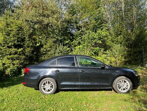 VW Jetta 1.6 TDi 77KW 7DSG - 6