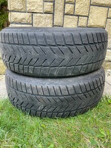 225/60 r17 Vredestein - 6