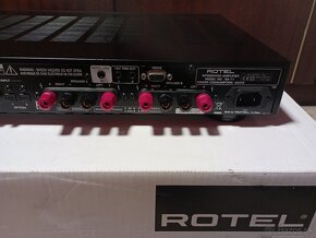 Rotel - 6