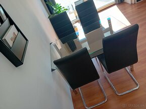 Kuchynský stôl so 4. stoličkami / konferenčný stolík. - 6
