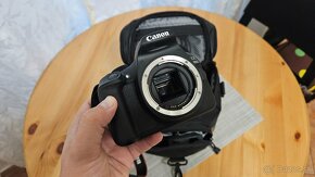 Zrkadlovka Canon EOS 1300D + objektív a príslušenstvo - 6