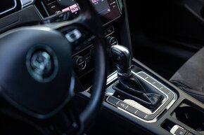 Prenájom auta Volkswagen Passat už od 25 €/deň - 6