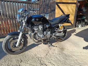 YAMAHA XJR 1300 - 6