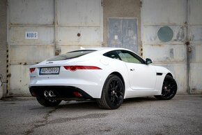 Jaguar F-Type Coupe 3.0L V6 AT - 6