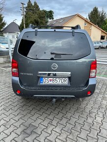 Nissan Pathfinder 2.5 dCi LE A/T - 6