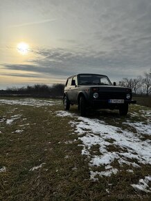 Lada Niva - 6