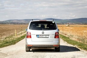 Volkswagen Touran 2.0 ECOFUEL CNG 7MIEST - 6