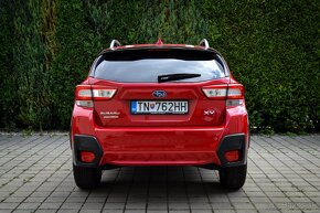 Subaru XV 1.6i Combi / SUV / 4x4 - 6