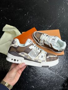 Louis Vuitton Trainer - 6