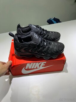 NIKE AIR VAPORMAX - 6