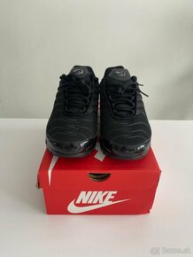 Nike Air Max Plus - Triple Black - 6