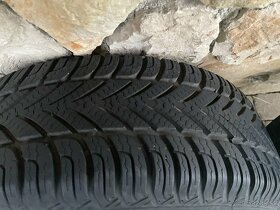 Disky Nissan 7 J x 16 + pneumatiky 215/65 R16 zimne - 6