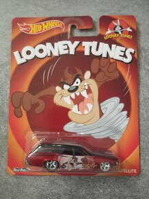 Predám sadu modelov Hotwheels LOONEY TUNES 2013 - 6