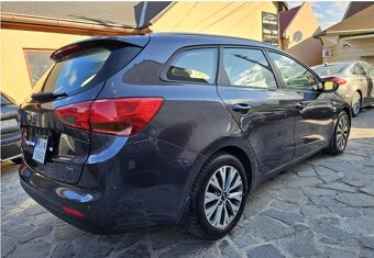 Kia Ceed SW 1.6 CRDi 136k Gold A/T - 6