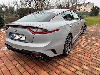 Kia Stinger STINGER 3.3 T-GDi GT 4WD 8AT - 6