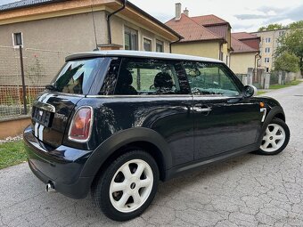 Mini Cooper D 1.6D 110ps • Facelift • edícia Seven • Black • - 6