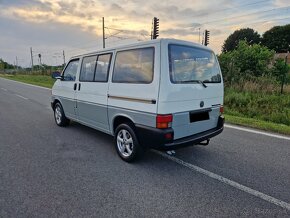 Volkswagen T4 Syncro 4x4 9 Miestne - 6