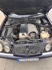 Mercedes E300 TD - 6