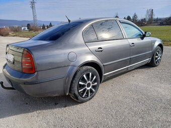 Škoda Superb - 6