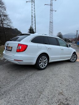 Škoda Superb 2.0 TDi DSG - 6