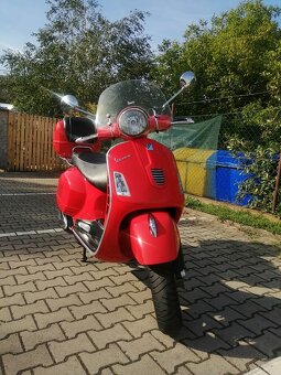 Piaggio Vespa GTS Super 125 - 6