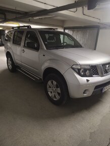 Nissan Pathfinder - 6