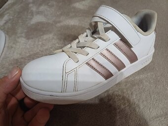 Adidas dievcenske vel. 33 - 6