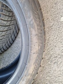 Jazdené zimné pneumatiky Bridgestone 245/45 R20 - 6