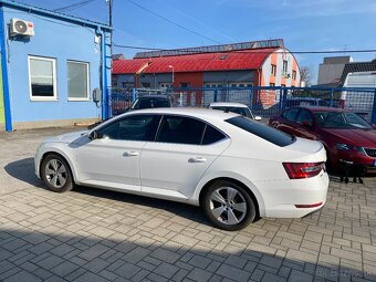 Škoda Superb Sedan 4x4 - 6