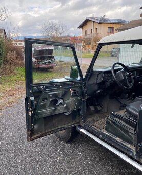 Land rover defender - 6