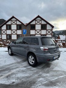 Mitsubushi Outlander 4x4 Benzín 148kw - 6