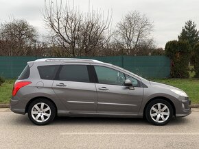 Peugeot 308 SW 2.0 HDI / 7 miestne - 6