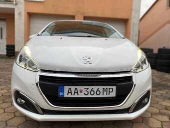 Peugeot 208 2017 - 6