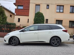 Toyota Auris Touring sport 1.6 l Valvematic Selection - 6