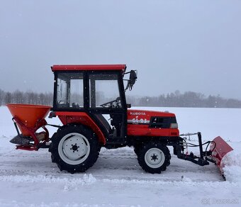 KUBOTA GL 23 Diesel motor 3 válec, 23HP - 6