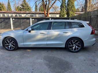 Volvo V60 r.v. 2019, 140 kw AWD - 6