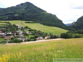 VÄČŠÍ POZEMOK S VÝHĽADOM NAD OBCOU ZÁSKALIE PRI POVAŽSKEJ - 6