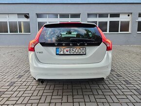 Volvo V60 2016 2,0 diesel 110kW automat - 6