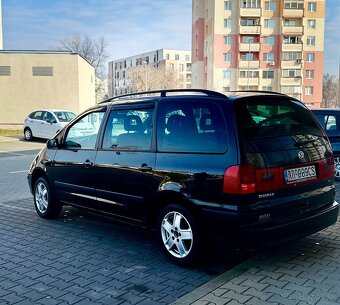 Volkswagen Sharan 1.9 TDI Comfortline tiptronic - 6