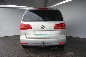 42- VOLKSWAGEN Touran, 2014, nafta, 2.0 TDI , 103 kW - 6